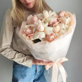 Букет из 9 французских роз  от интернет-магазина «VeraRosa»