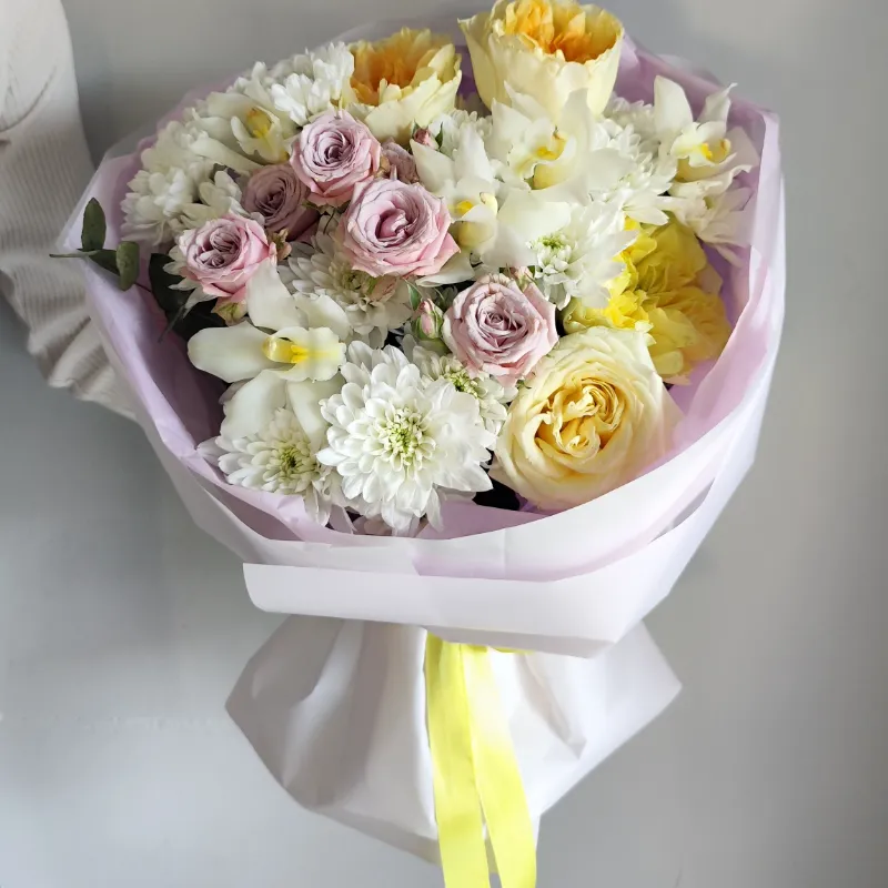 Букет Орхидеи и розы  1