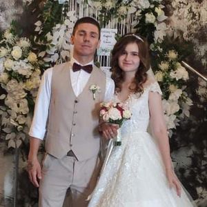 счастливый получатель